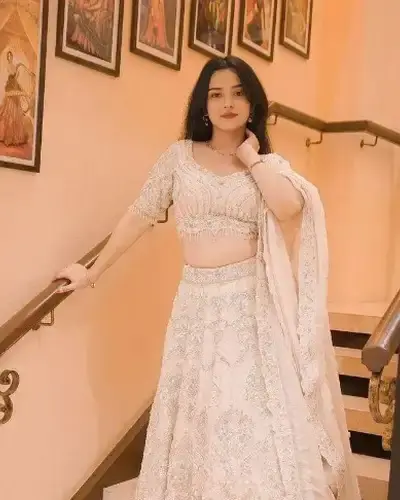 Escort Jaisinghnagar